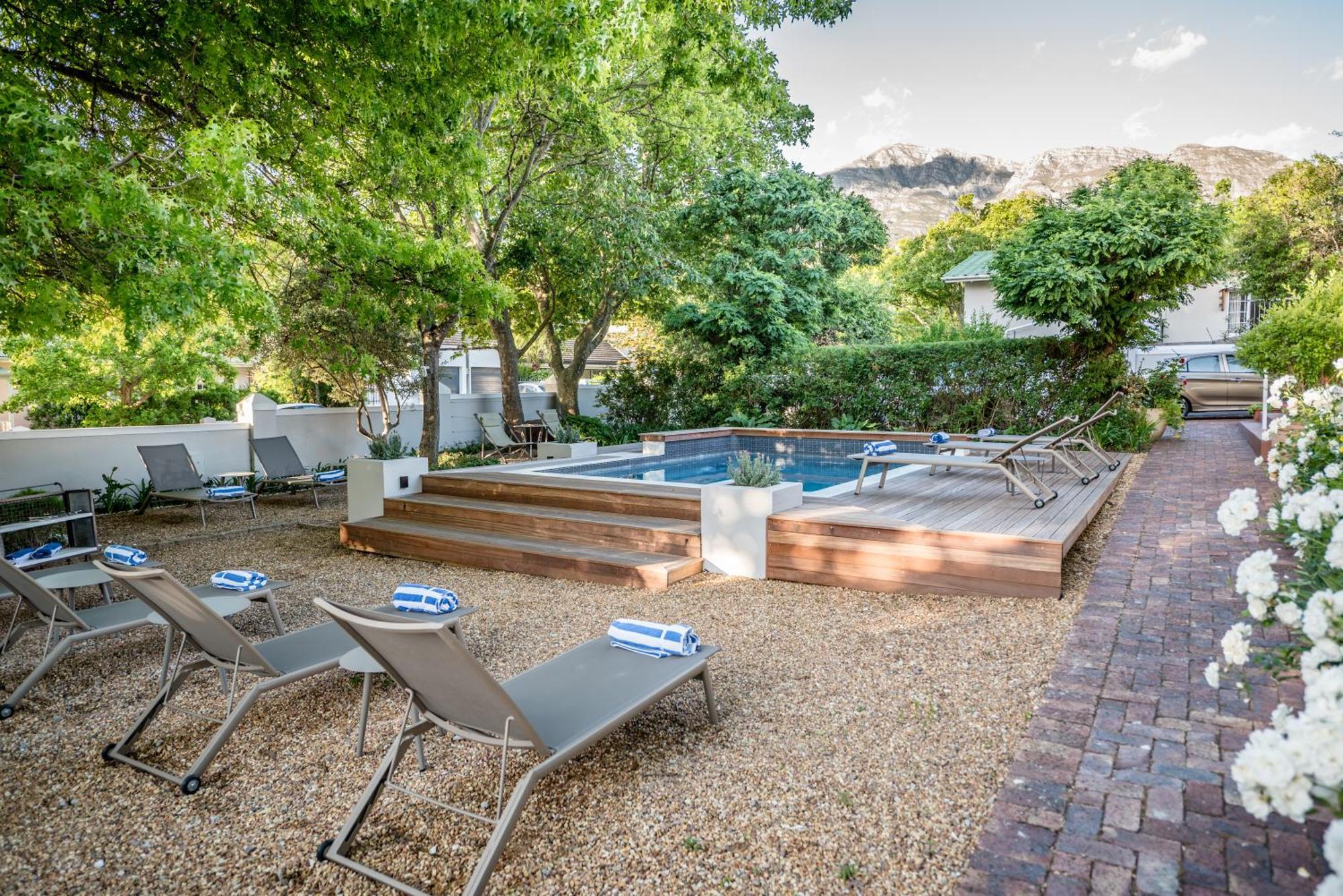 Corner House Residence Franschhoek Exterior photo